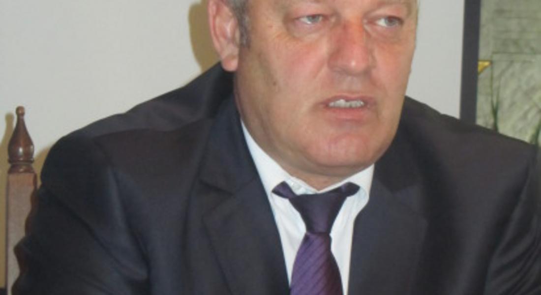 Запорираха джипа на Мелемов