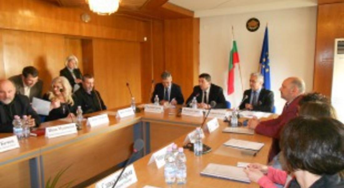 Обсъждат домакинството на Смолян по време на 21-та Олимпиада по астрономия