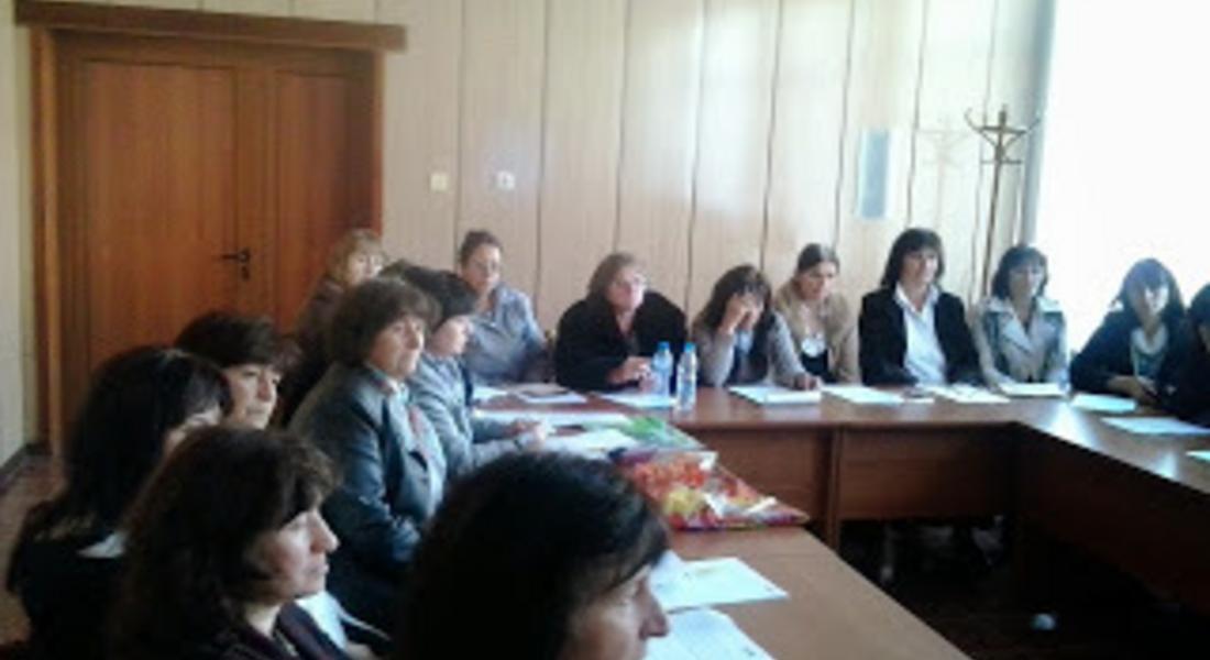 30 педагози от детските градини в Доспат се обучаваха как да борят професионалния стрес