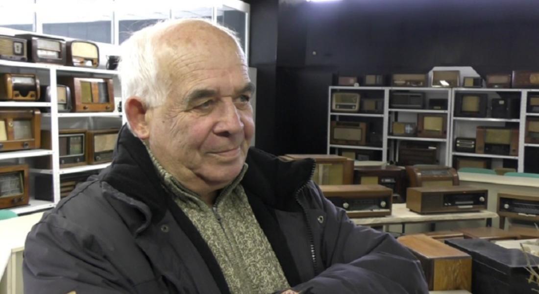 Смолянчанин е притежател на най-голямата колекция от стари радиоапарати