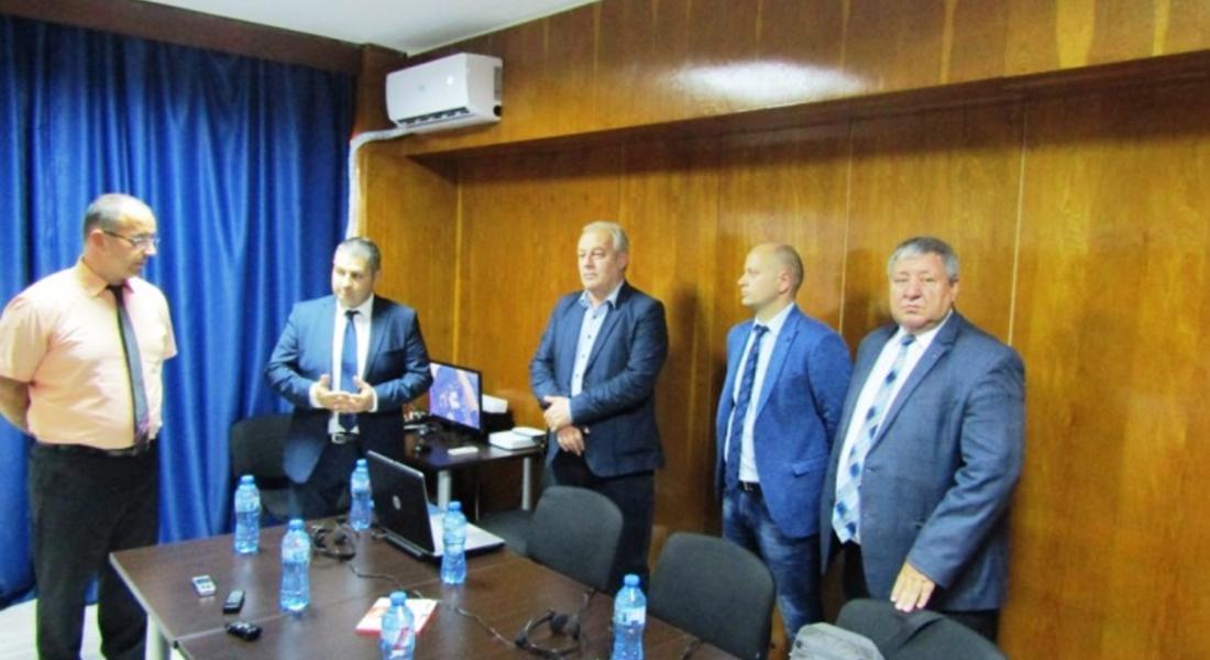  Заместник-министърът на правосъдието Евгени Стоянов откри днес в Смолян „Синя стая”