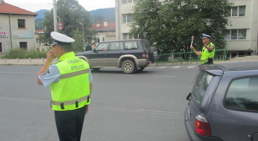 Полицията засилва контрола по безопасност на движението, за седмица са регистрирани близо 400 нарушения на пътя
