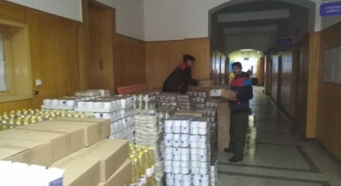 ЗАПОЧНА РАЗДАВАНЕТО НА ХРАНИТЕЛНИ ПРОДУКТИ НА 736 НУЖДАЕЩИ СЕ ОТ ОБЩИНА МАДАН