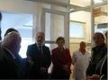 Министър  Младенов посети обществена трапезария в кв.Устово