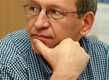 Ликвидират общинските болници
