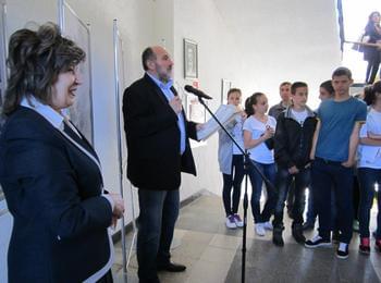 ГПЧЕ „Иван Вазов” – Смолян получи награди от Министерството на образованието