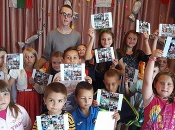 Лятна занималня „Вълшебен свят” в с. Елховец завърши с тържество и торта