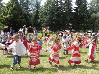  Фестивалът на дивите цветя в Родопите - продължава до 28 юни