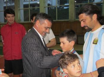 Благодарение на "Smolyan cup",малката Божидара ще  пътува за операция в чужбина