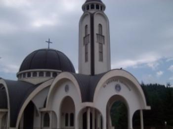Провериха всички храмове, църковните служители са инструктирани за противопожарните мерки
