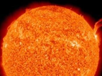 Силна магнитна буря удари Земята