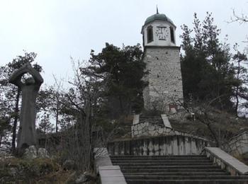  Родопчанин над десетилетие поддържа доброволно старинен часовник, символ на Смилян