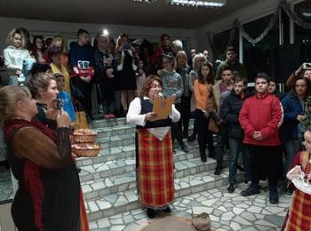 	 ПГИ „КАРЛ МАРКС” -СМОЛЯН ОРГАНИЗИРА БЛАГОТВОРИТЕЛЕН КОЛЕДЕН БАЗАР ЗА ДЕЦА В НЕРАВНОСТОЙНО ПОЛОЖЕНИЕ