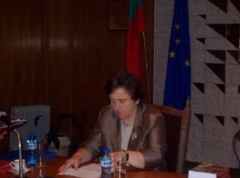 Дора Янкова инспектира строителството на две улици в Райково