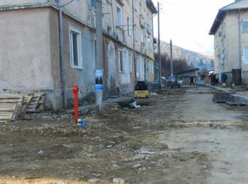 Стартира ремонт на ВиК мрежата на улица "Миньор" в Мадан