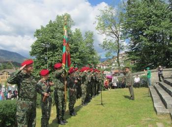 Обявяват  конкурс за войнишки длъжности за приемане на военна служба 