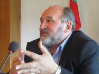 350 ученици от гимназиален етап от област Смолян са напуснали училище за последните пет години