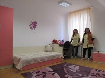 Община Смолян представи новия център за деца и младежи с увреждания в кв. Устово