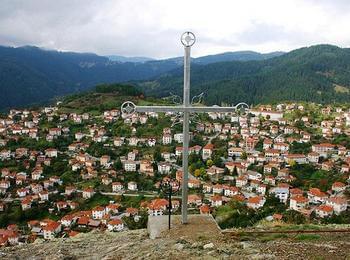  100-годишнината от рождението на отец Канев чества Момчиловци