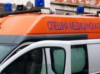 Работник се потроши при ремонт на покрив