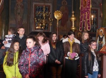   На Смолян и на целия български народ  свети Николай да дарува здраве и спасение!