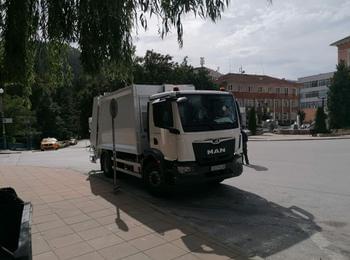 Община Девин закупи нов автомобил за сметосъбиране и верижен мини багер