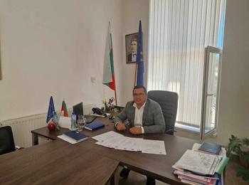 Кметът Здравко Иванов подписа споразумения с МРРБ за над 10 млн лв.