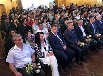 Областният управител пожела успешна реализация на абсолвентите от Випуск 2023 на Филиал-Смолян към ВСУ „Черноризец Храбър“
