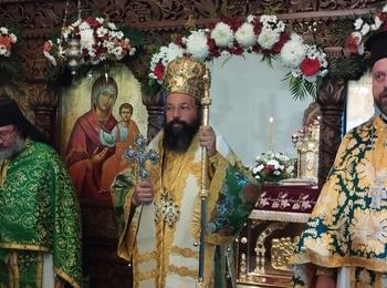Епископ Висарион възглави празничната Литургия за Петдесетница в манастира „Св. Троица” – Кръстова гора