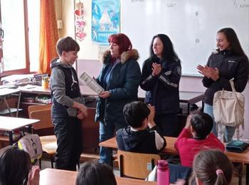 Постъпка за пример на ученик от село Широка лъка