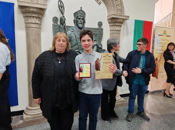Повод за гордост! Смолянски ученик е първи на Националната олимпиада по история 