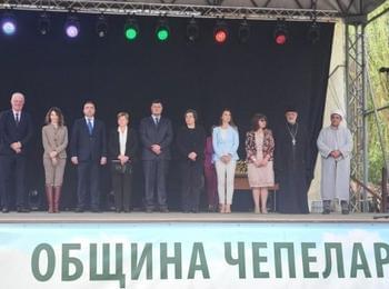  Областният управител Захари Сираков беше официален гост на тържествата за 24 май в Чепеларе