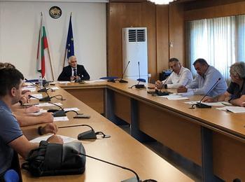 Областната комисия обсъди и прие предложение за изменение и допълнение на нормативна уредба за обществения превоз на пътници