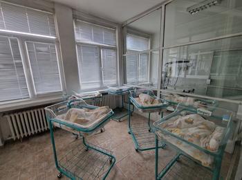 Пет момичета за денонощие проплакаха в родилно отделение на МБАЛ „Д-р Братан Шукеров“