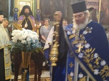 Вечерня с Молебен канон на Пресвета Богородица бе отслужена в храм „Успение Богородично” – гр. Чепеларе