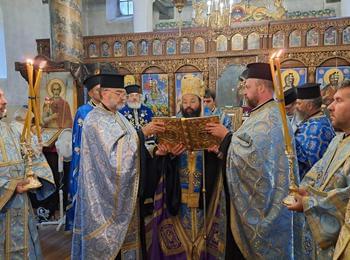 Вечерня с Молебен канон на Пресвета Богородица бе отслужена в храм „Св.вмчк Георги” – гр. Смолян