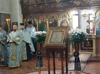 Вечерня с Молебен канон на Пресвета Богородица беше отслужена в храм „Св. Йоан Рилски” – Девин