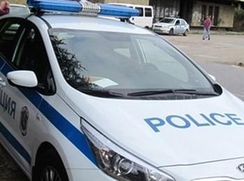 Започнати са бързи производства срещу двама за притежание на наркотични вещества