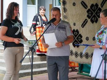 Благодарност и грамота за граждански принос получи сем. Ботеви от с. Баните