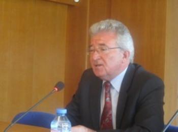 Инж.Димитър Кръстанов поздрави архива за 50-годишния юбилей