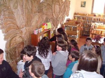 Стартираха проявите в библиотеката по повод Седмицата на детската книга
