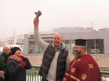 В храм "Св.вмчк Георги Победоносец" в Смолян беше отслужена св.Василиева Литургия