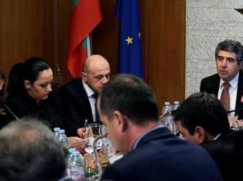 Мелемов постави основните проблеми пред  Плевнелиев, а те са слабо развита пътна мрежа, миграция на младите и увеличената  популацията на мечките 