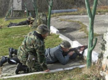 Военните ще провеждат планирани стрелби, хората да не навлизат в забранените зони