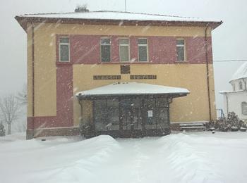 Кметът на Община Доспат обяви три дни ваканция за учениците от утре