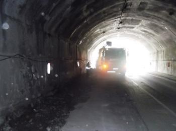 До 30 юли движението при тунела след Асеновград на път II-86 ще се регулира от светофар