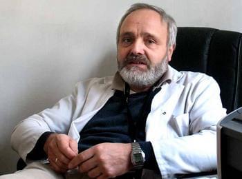  Д-р Атанас Михайлов: Безумно е да се прилагат антибиотици при грип