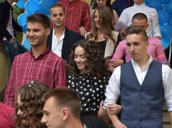 За поредна година Райковската гимназия изпрати успешен и незабравим випуск