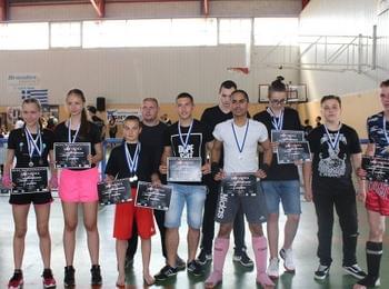 7 златни и 2 сребърни медала за СК "АРЕС-Мадан" от турнир по кикбокс в Гърция