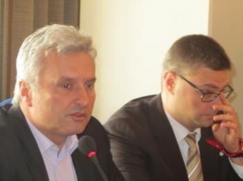 EVN България разположи общо 30 генератори за електроенергия в тежко засегнатите от стихията села в Родопите